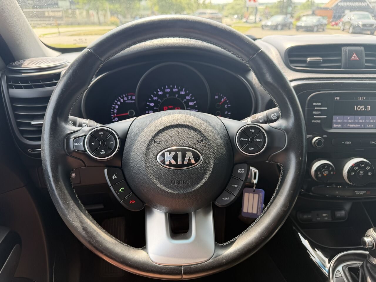 2019 Kia Soul Orange Ste-Marie - photo #11