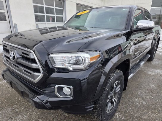 2017 Toyota TACOMA 2017 Black