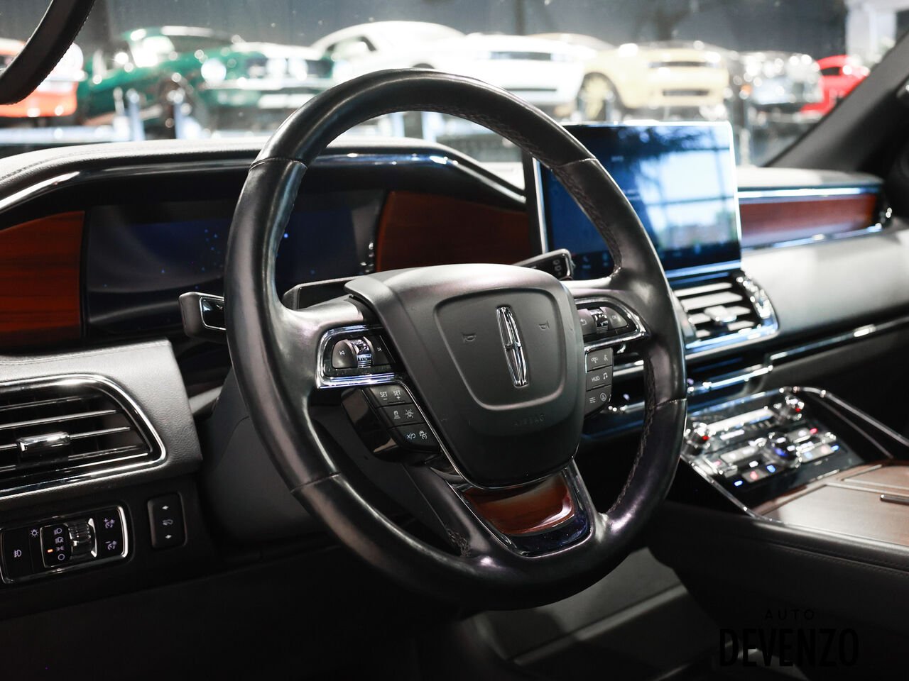 Lincoln Navigator L 2023 Noir Saint-Eustache - photo #14