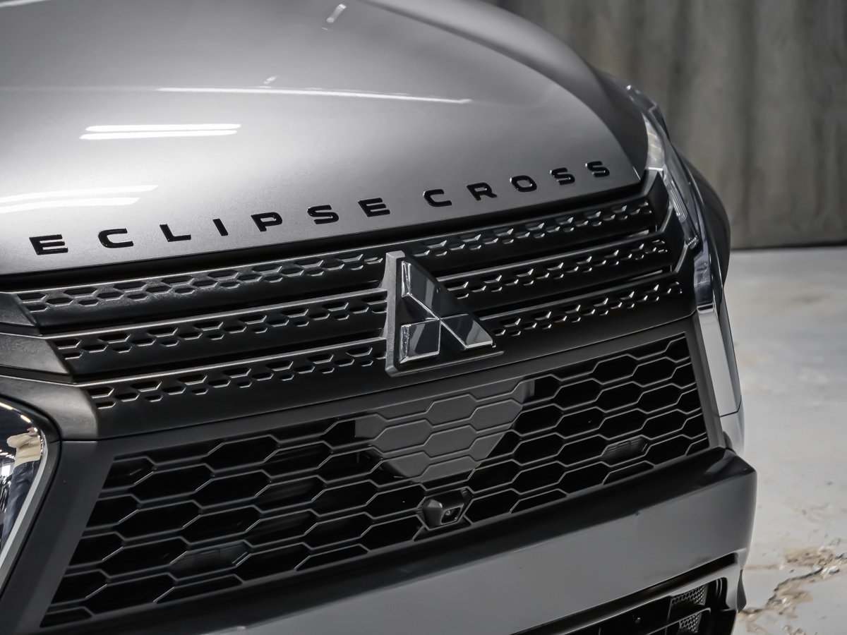 2026 Mitsubishi Eclipse Cross NOIR Titanium Grey Metallic Montreal - photo #6