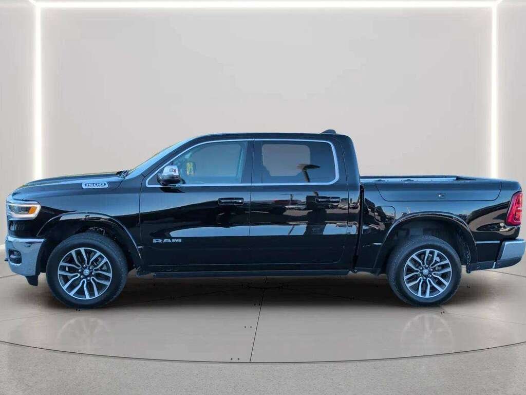 Ram 1500 2025 Noir Gatineau - photo #1