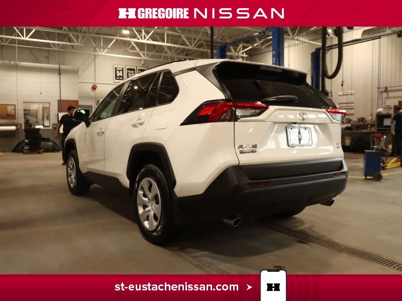 2020 Toyota Rav 4 White Saint-Eustache - photo #7