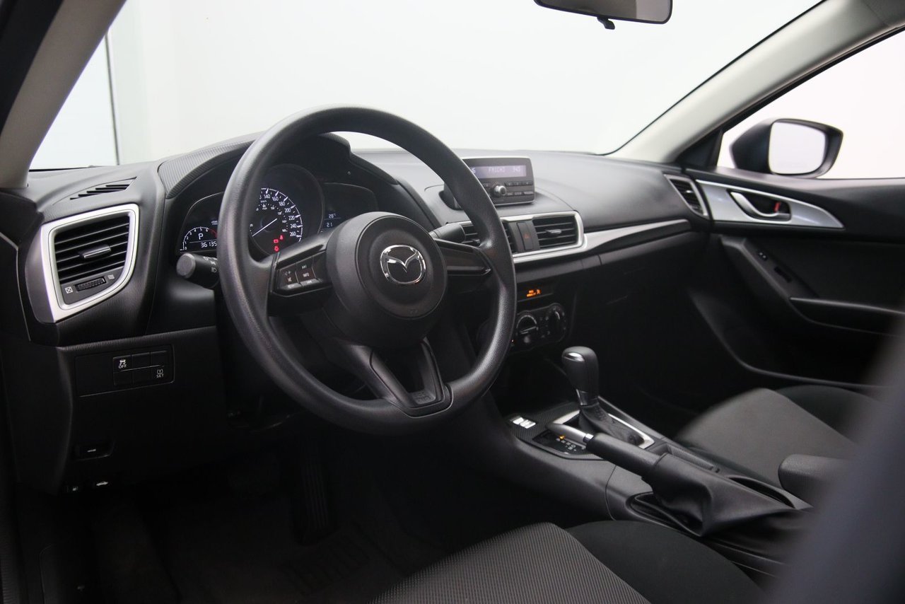2018 Mazda Mazda3 VIN JM1BN1U79J1182462 Black Baie-Comeau - photo #6