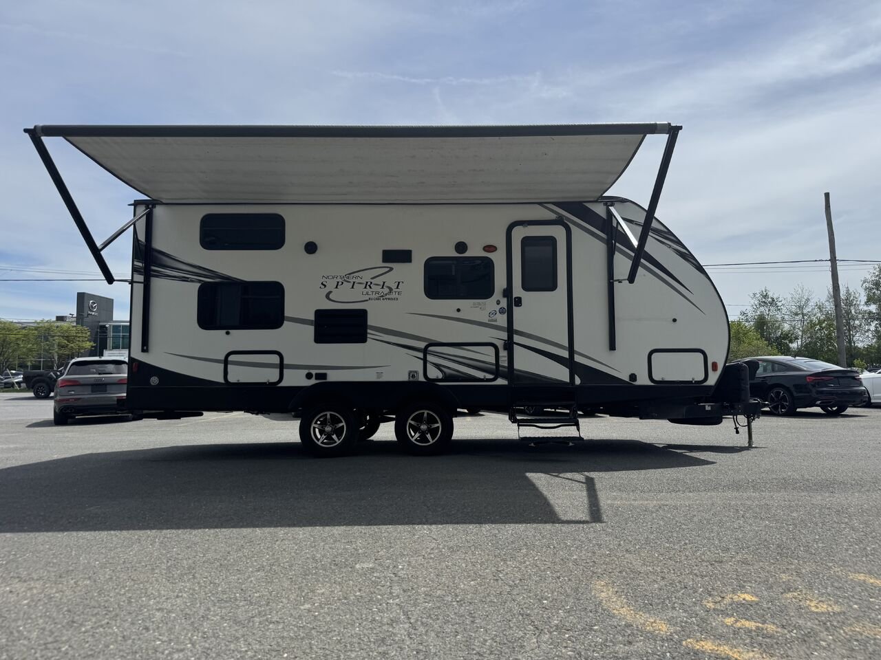 2019 COACHMEN NORTHERN SPIRIT 2342B White Granby - photo #13