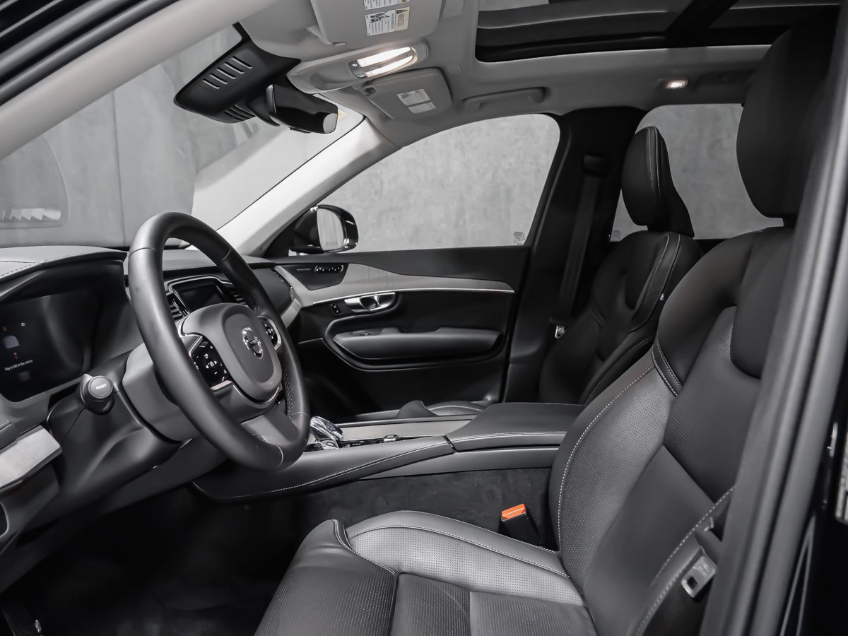 2025 Volvo XC90 Plug-In Hybrid T8 ULTRA BRIGHT Black Montreal - photo #11