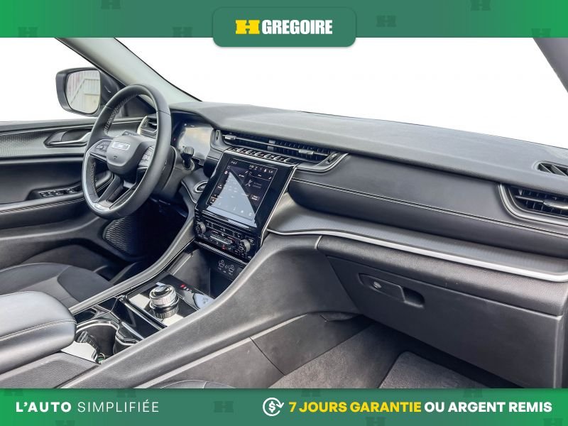 2023 Jeep Grand Cherokee L White Blainville - photo #11