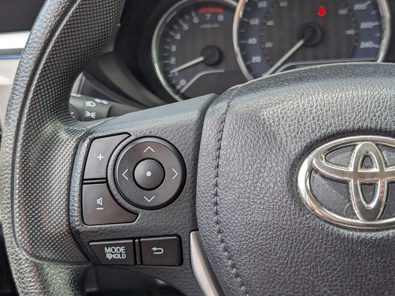 2014 Toyota Corolla 2T1BURHE0EC100954 Silver Sherbrooke - photo #12