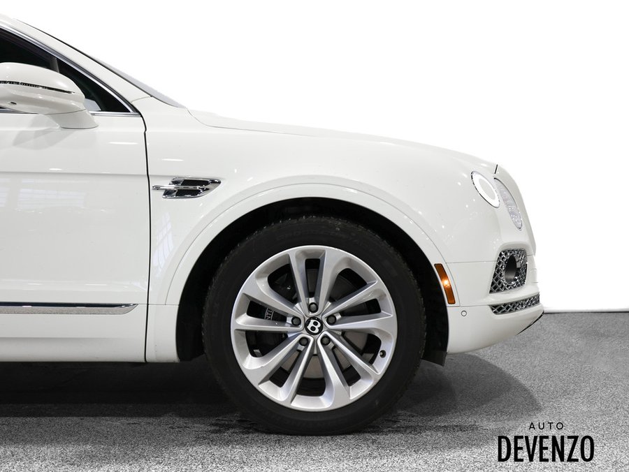 2017 Bentley Bentayga W12 AWD 2017 White
