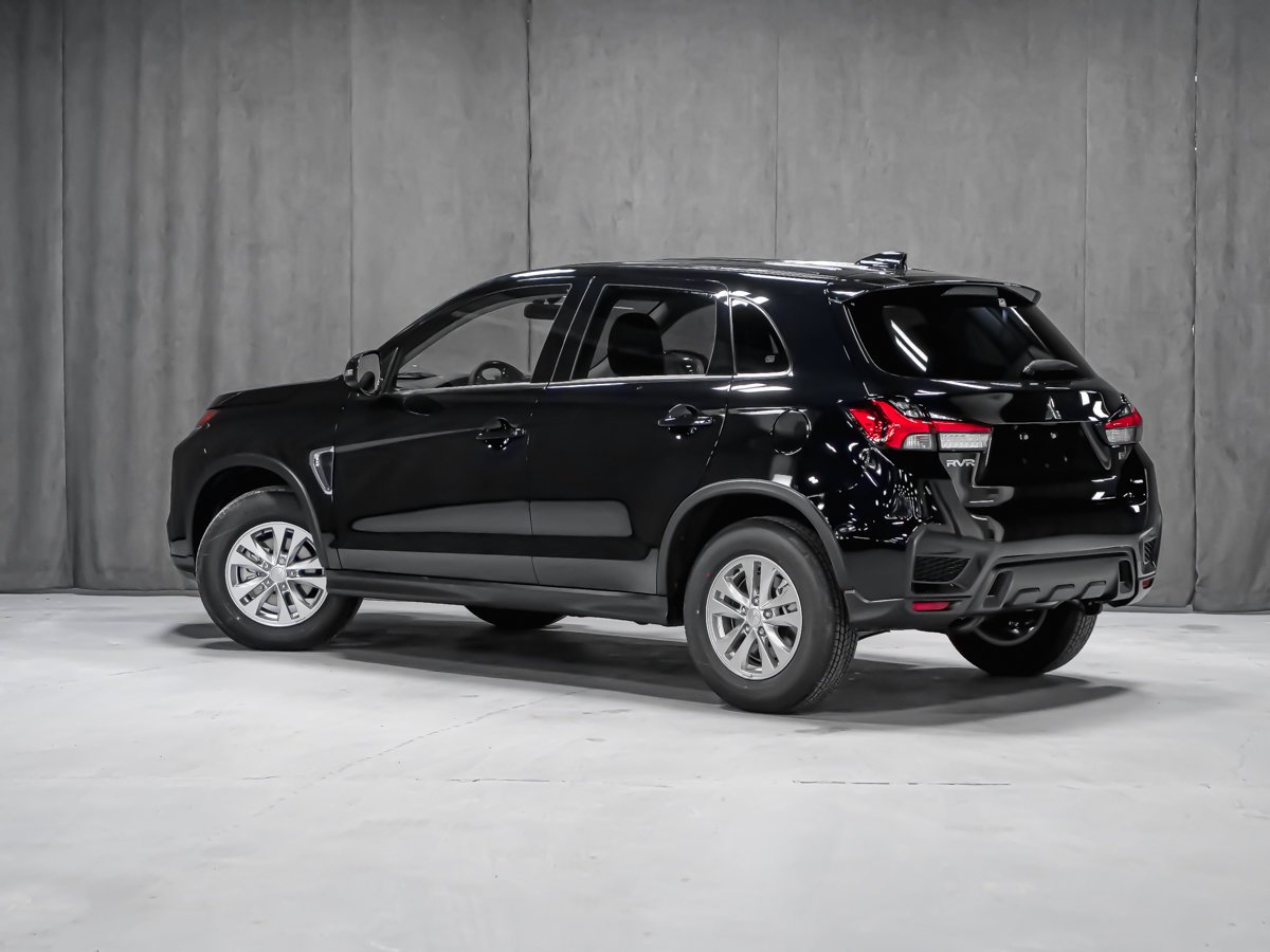 2026 Mitsubishi RVR SE Black Montreal - photo #5