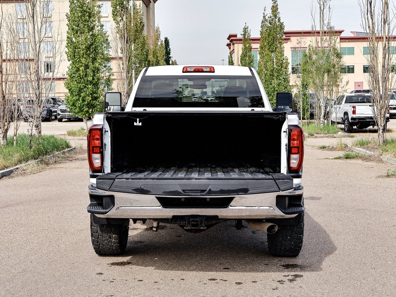 2024 GMC Sierra 3500HD 4WD Reg Cab 142 SLE White Sherwood Park - photo #14