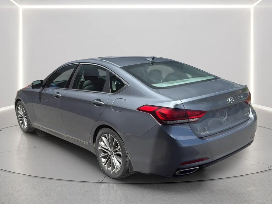 2015 Hyundai Genesis Sedan 2015 Silver