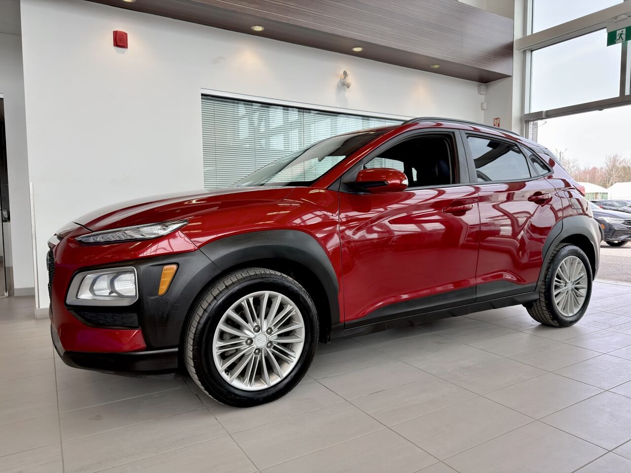 2019 Hyundai Kona Red Notre-Dame-des-Prairies - photo #5