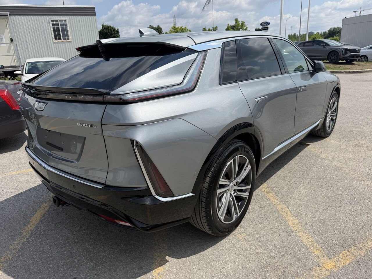Cadillac LYRIQ LUXURY AWD FINANCEMENT À PARTIR DE 0.99% 2024 Argent Laval - photo #11
