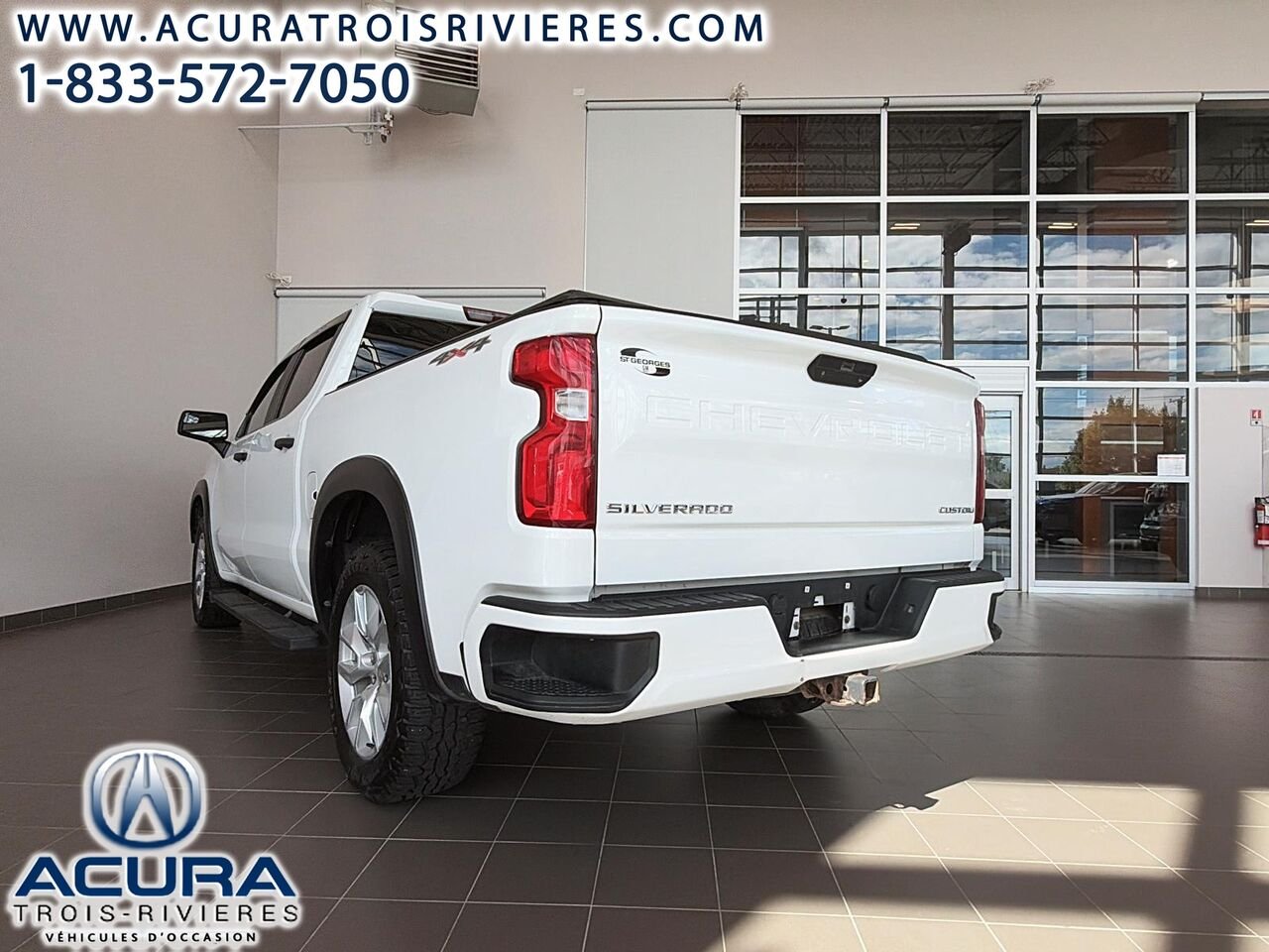 Chevrolet Silverado 1500 CUSTOM BOITE COURTE 2020 Blanc Trois-Rivières - photo #9