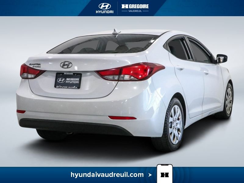 2016 Hyundai Elantra White Saint-Eustache - photo #10