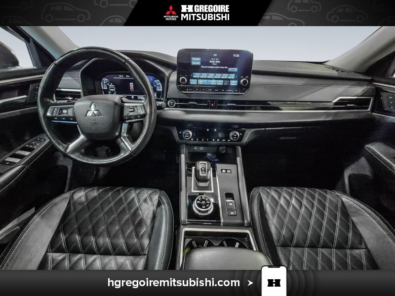 2023 Mitsubishi Outlander Plug-In Hybrid Bronze Laval - photo #24