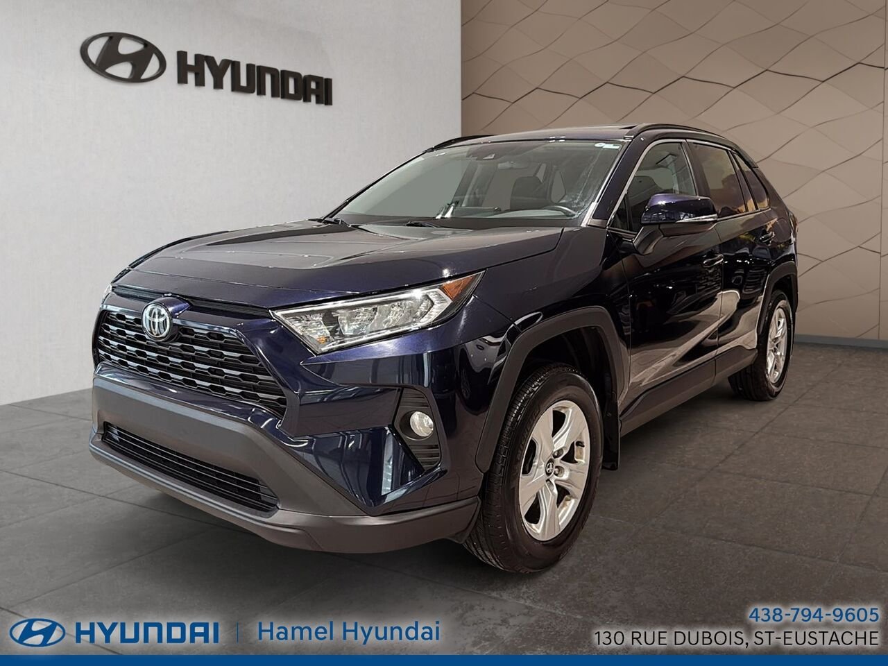 2019 Toyota RAV4 Blue Saint-Eustache - photo #4