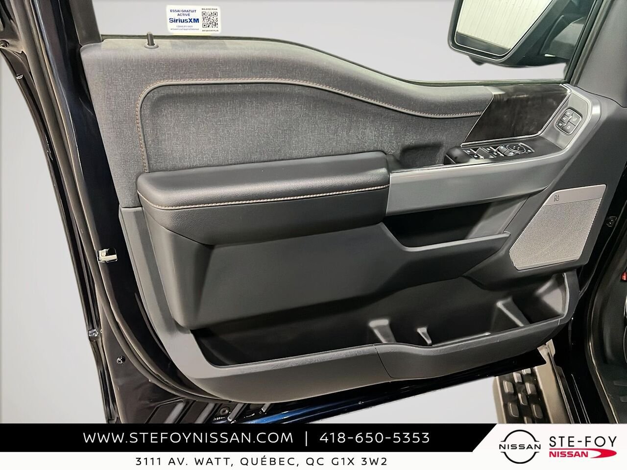 2023 Ford F-150 Lightning GROUPE 510 A, standard range Blue Ste-Foy - photo #10