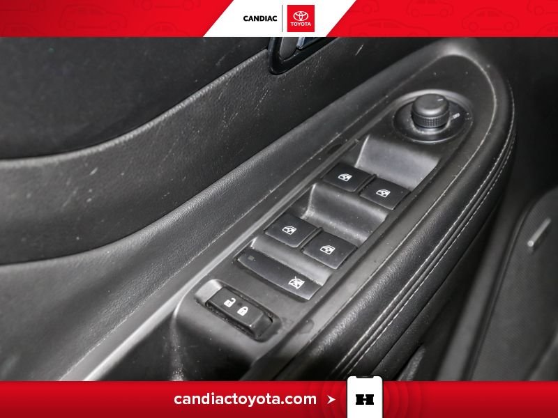 2018 Buick Encore Red Saint-Eustache - photo #17