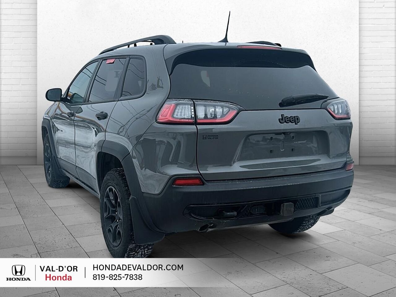 2022 Jeep Cherokee X 4x4 Grey Val-d'Or - photo #3