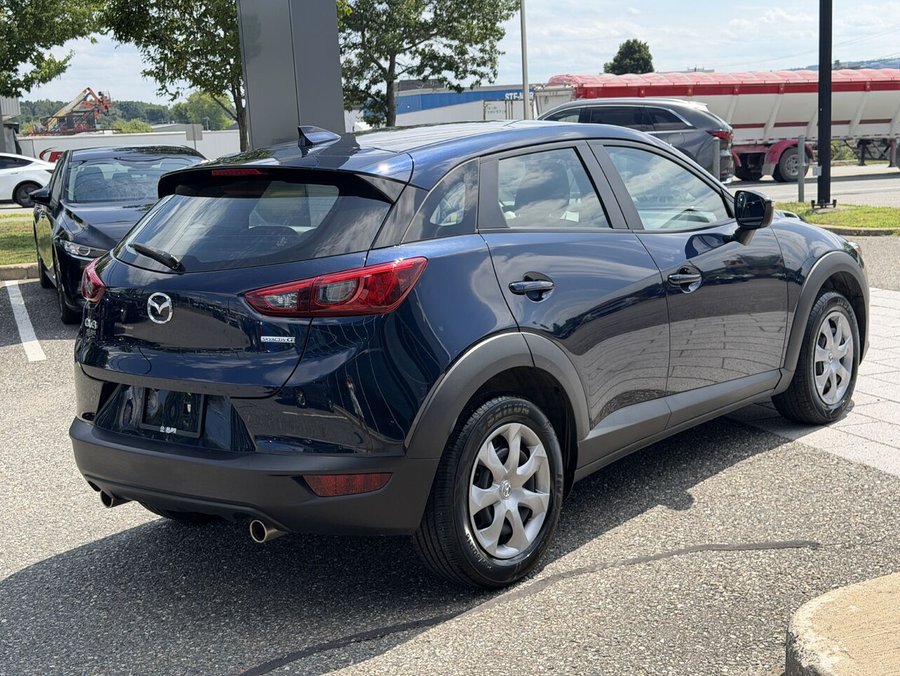 2022 Mazda CX-3 2022 Blue