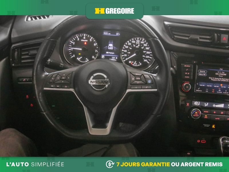 Nissan Qashqai 2021 Rouge Laval - photo #17