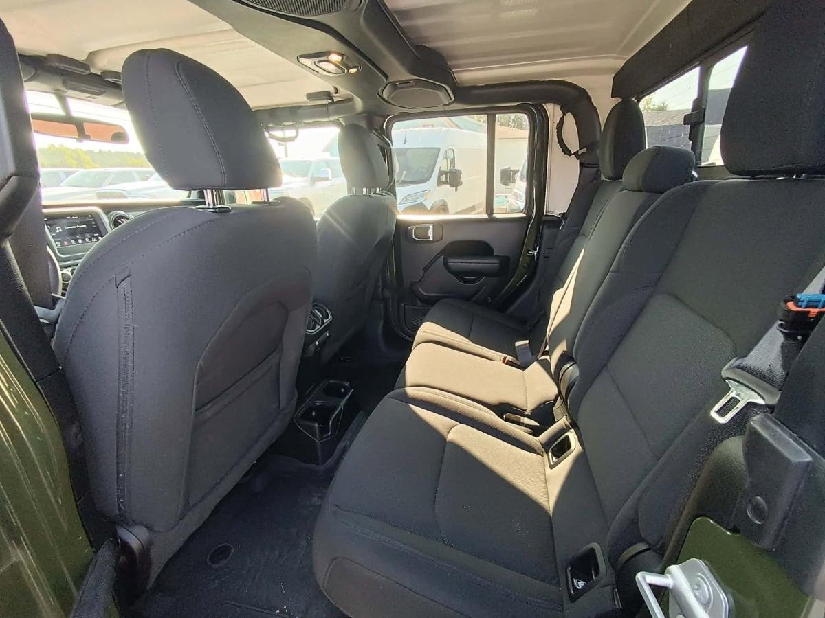 Jeep Gladiator 2023 Blanc Nantes - photo #9