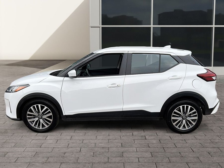 Nissan Kicks Play SV 2025 2025 Noir