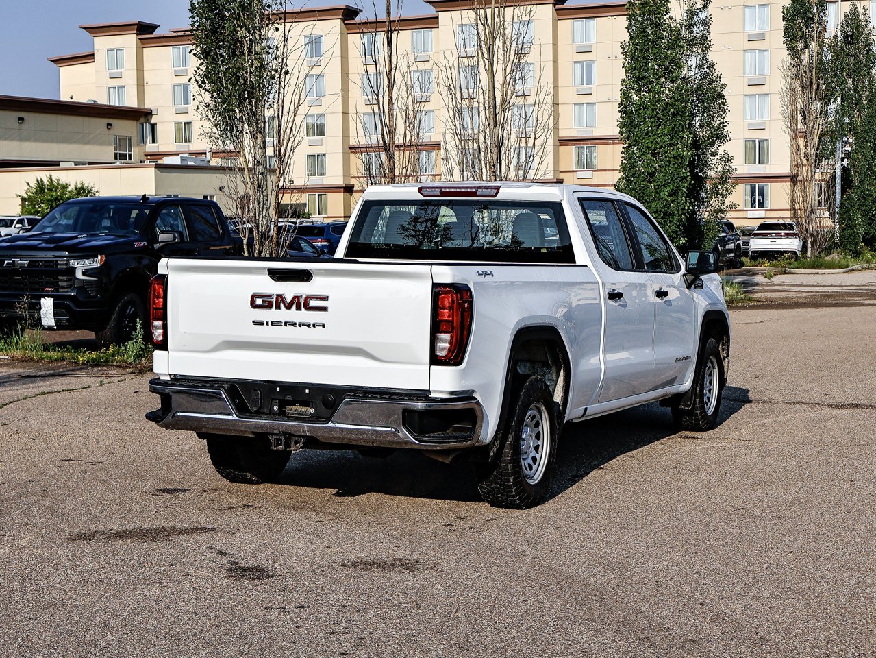 2024 GMC Sierra 1500 4WD Crew Cab 147 Pro White Sherwood Park - photo #12