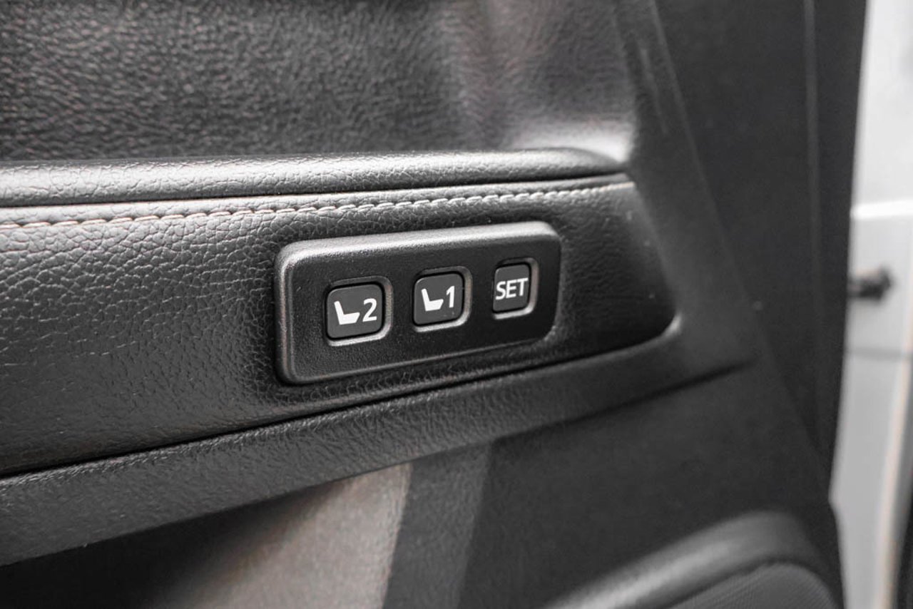 2014 Toyota 4Runner 4WD 4dr V6 SR5 Grey Sherwood Park - photo #15