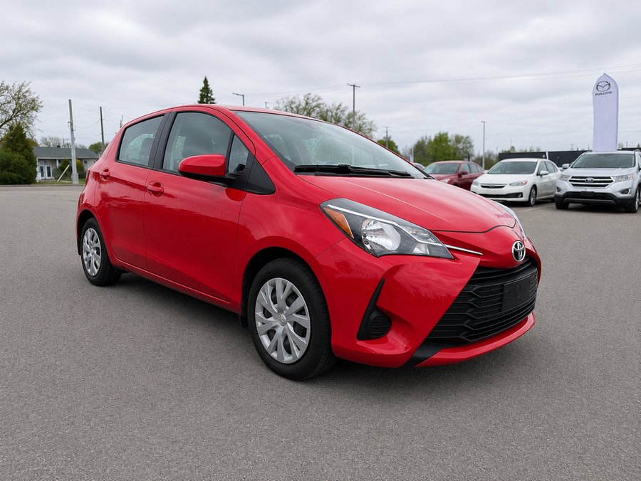 2018 Toyota Yaris Hatchback 2018 Red