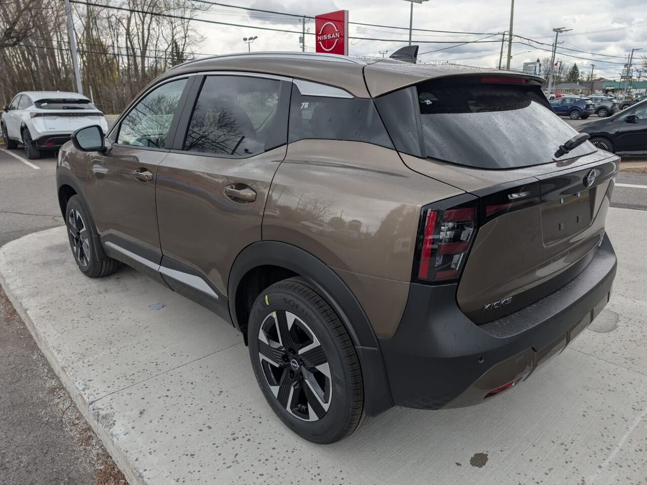 NISSAN Kicks KICKS SV PRIVIL GE 2026 Bronze canyon métallisé Châteauguay - photo #12