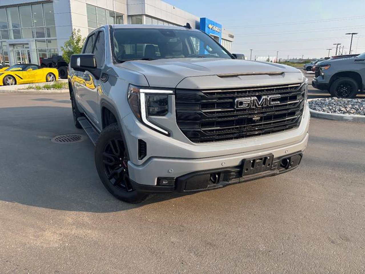 2024 GMC Sierra 1500 4WD Crew Cab 147 Elevation Grey Sherwood Park - photo #1