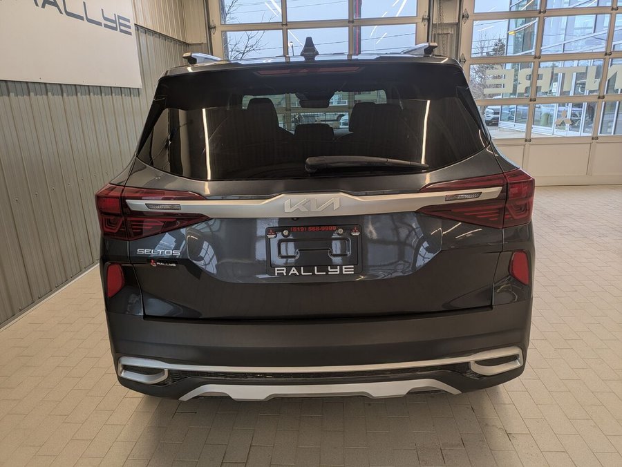 2022 Kia Seltos EX AWD Black