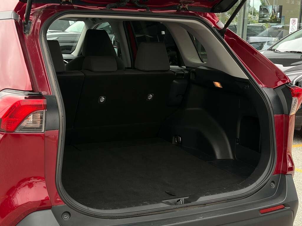 2020 Toyota RAV4 Red Gatineau - photo #17