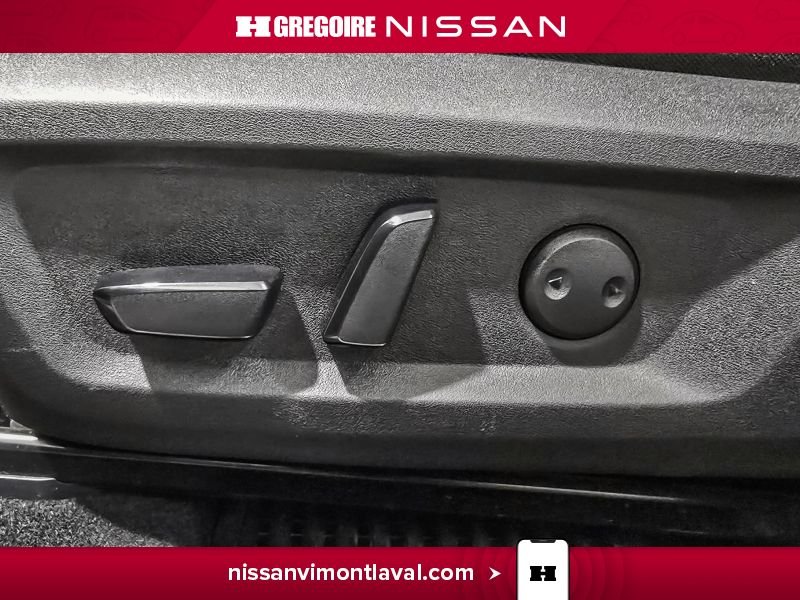 2023 Nissan Rogue White Laval - photo #16