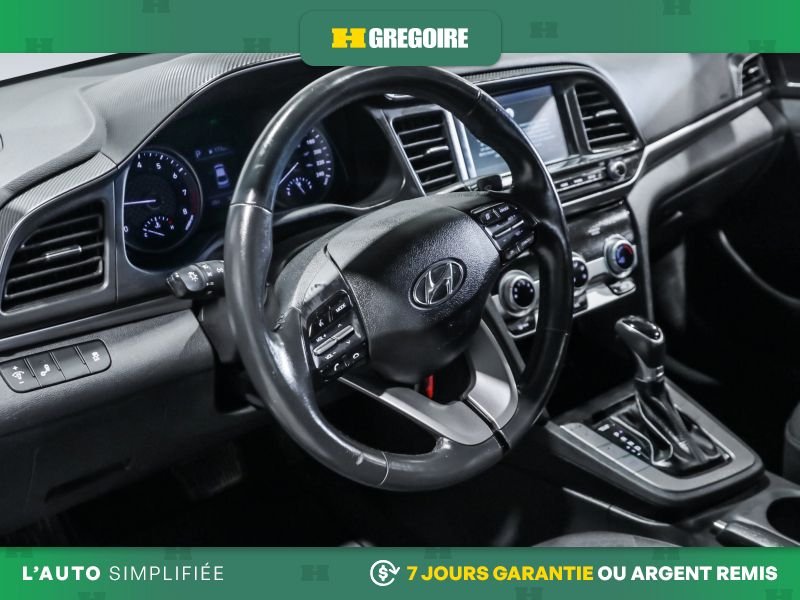 Hyundai Elantra 726869A | Preferred AUTO AC GR ELECT MAGS CAMERA RECUL BLUET 2020 Bleu Laval - photo #11