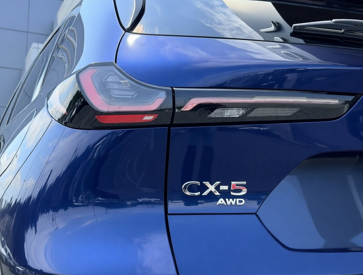 2026 MAZDA CX-5 Navy Blue Mica Notre-Dame-des-Prairies - photo #7