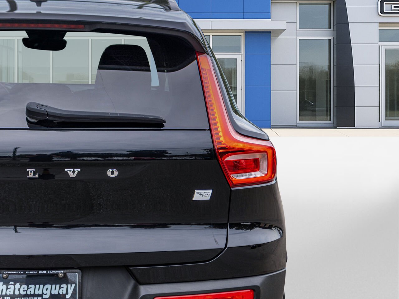 2022 Volvo Recharge XC40 tout électrique P8 Plus TIe Black Châteauguay - photo #32