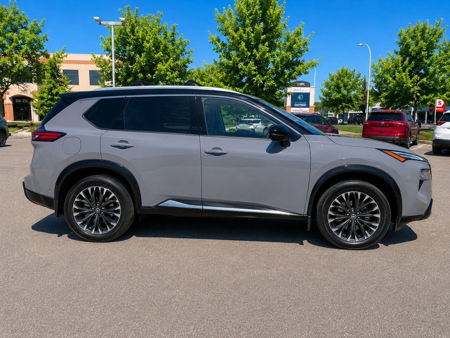 2026 Nissan Rogue 2026 2-Tone Boulder Grey