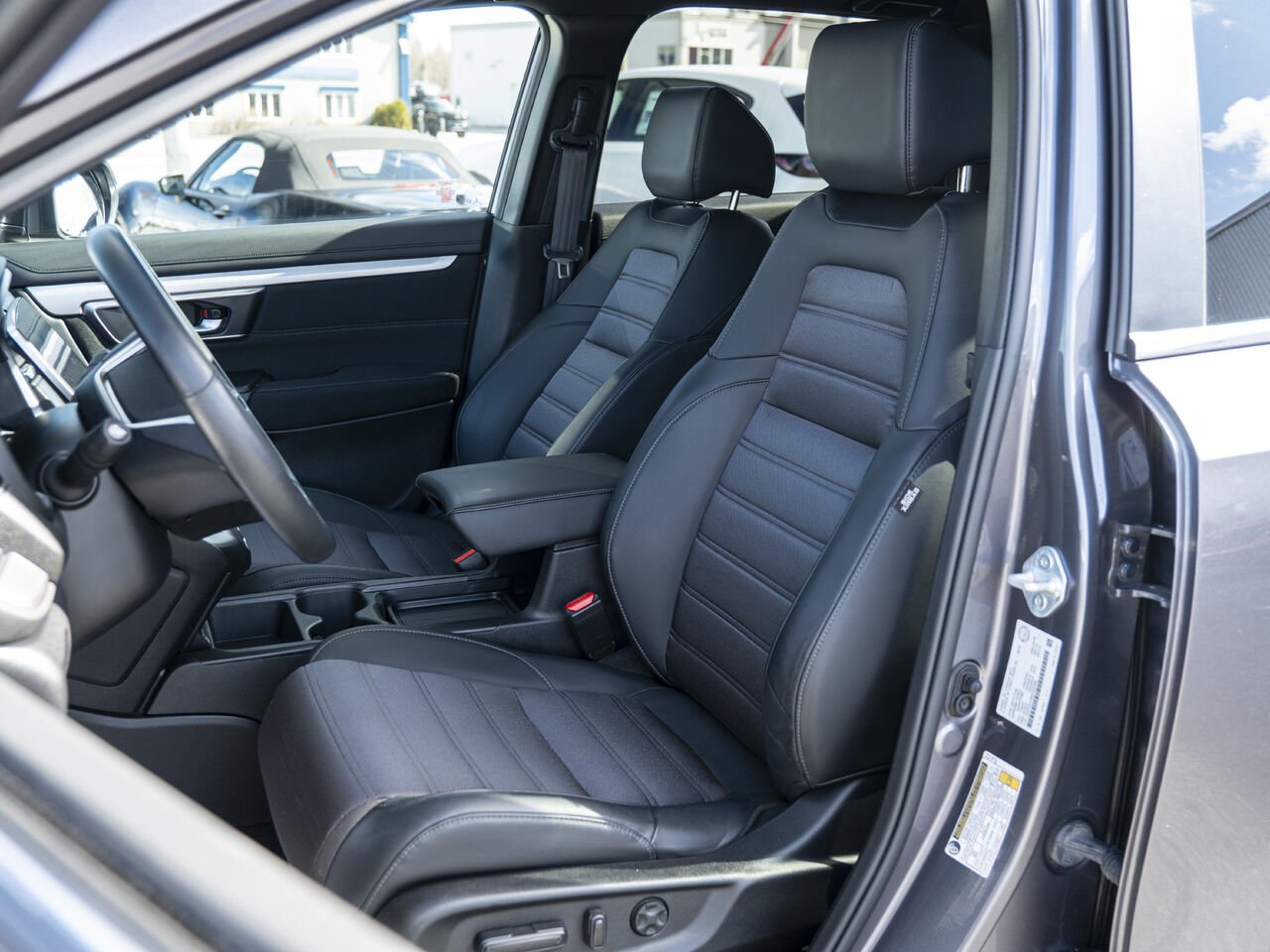 2022 Honda CR-V Grey Val-d'Or - photo #5