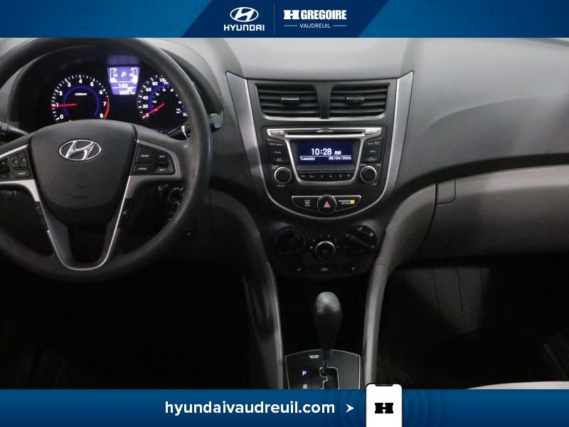 Hyundai Accent 2016 Noir Laval - photo #21