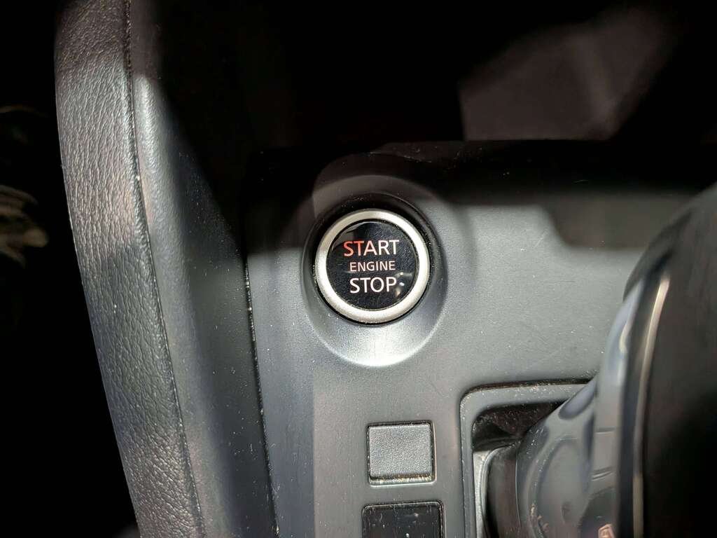 2024 Nissan Kicks S FWD Grey Val-David - photo #24