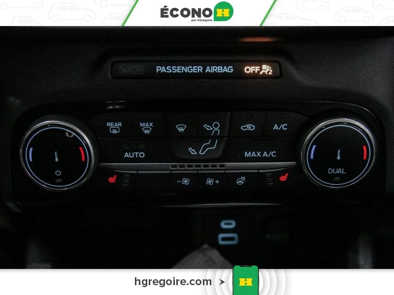 2022 Ford Escape Grey Laval - photo #17