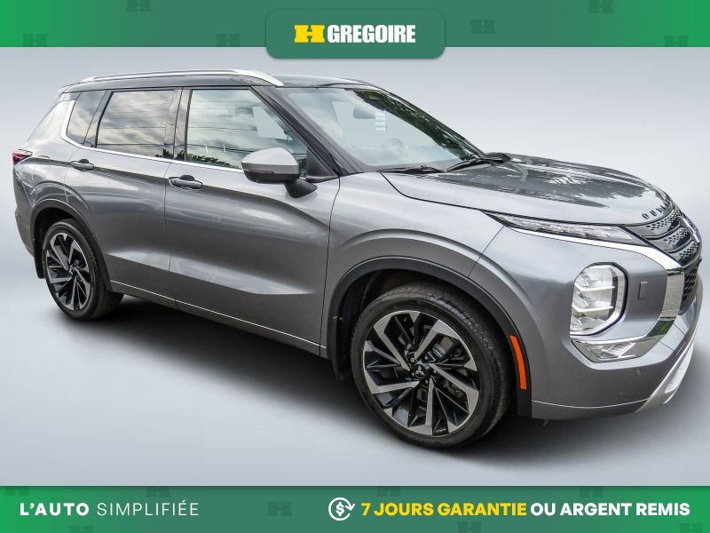 2023 Mitsubishi Outlander Grey Blainville - photo #0