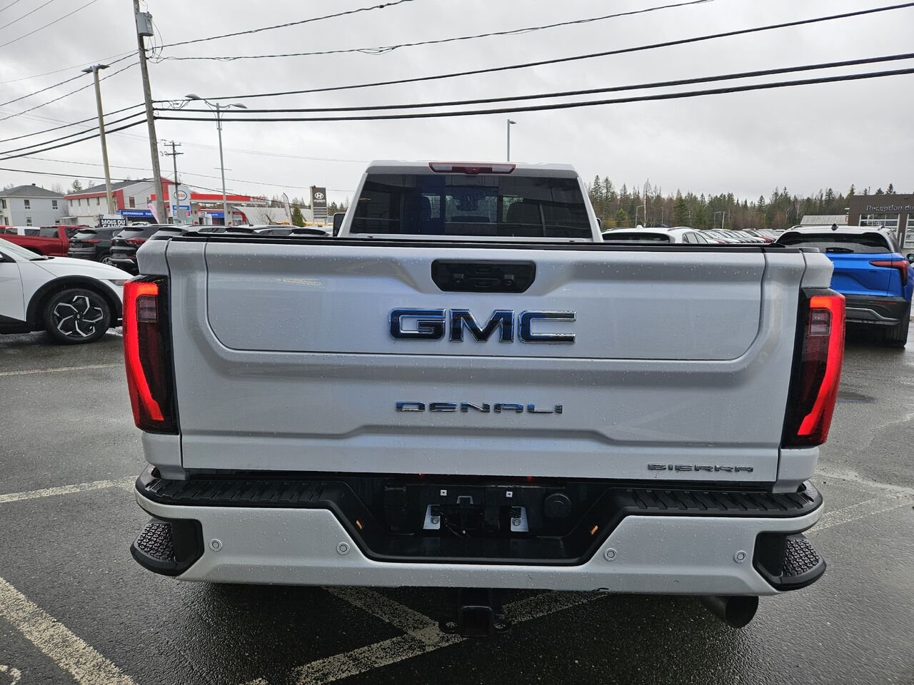 GMC Sierra 3500HD Denali Ultimate cabine multiplace 4RM 172 po 2025 Blanc Thetford Mines - photo #6