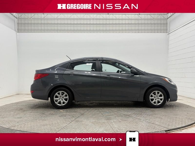 2013 Hyundai Accent Grey Blainville - photo #4