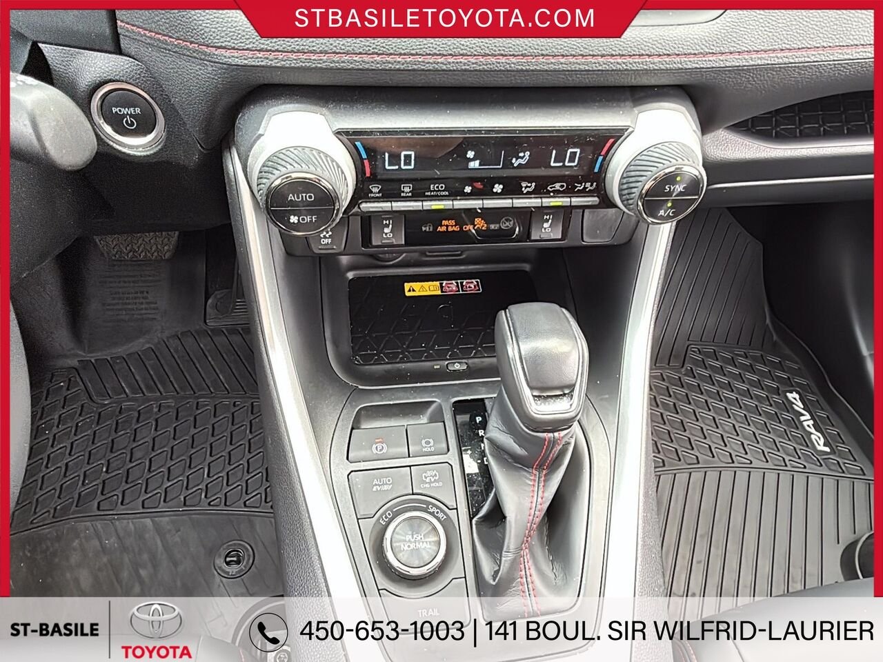 2024 TOYOTA RAV4 PRIME Black Saint-Basile-le-Grand - photo #16