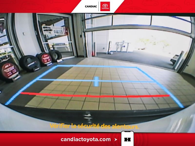 Toyota Corolla 2023 Blanc Blainville - photo #25