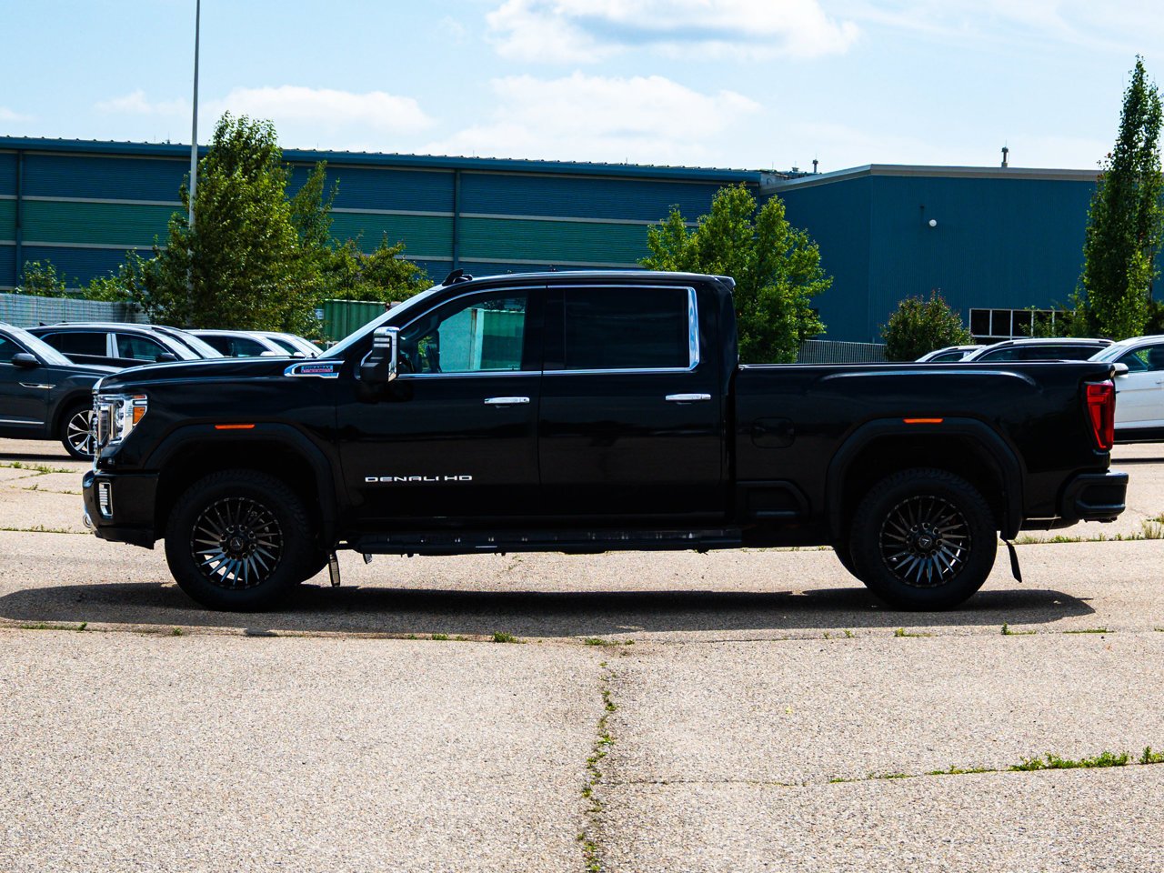 2021 GMC Sierra 2500HD 4WD Crew Cab 159 Denali Black Sherwood Park - photo #9